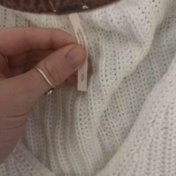 Free People Sweater - Picture 3 of 3